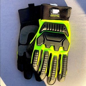 Great gift! NWOT Fleece lined work gloves Lg/9